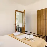 Garden House Lefkada Дом отдыха Лигия